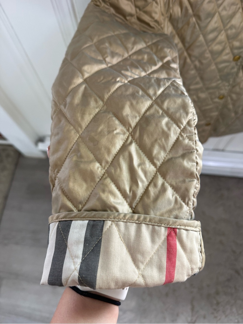 Burberry Quilted Tan Beige Snap-Front Jacket - Picture 5 of 11